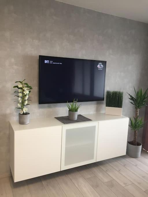 Modern Eingerichtetes Apartment Naehe Hauptbahnhof Braunschweig Exteriör bild